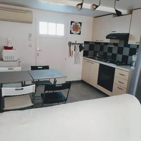 12, Route De Paris Grainville