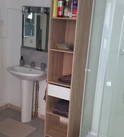 12, Route De Paris דירה